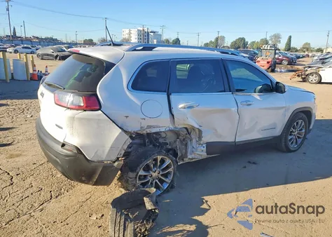 2019 Jeep Cherokee Latitude Plus z USA, uszkodzony, nr VIN 1C4PJLLB4KD242117